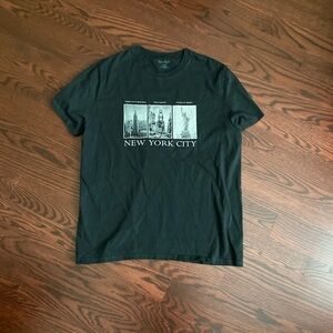 Brandy Melville \ John Galt tshirt
